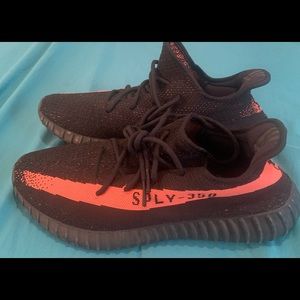 Yeezy 350 Red Stripe